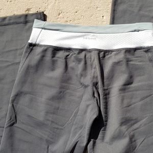 Ladies Patagonia yoga pants size small